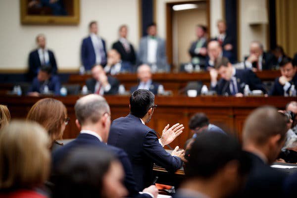 Gathering of government officials